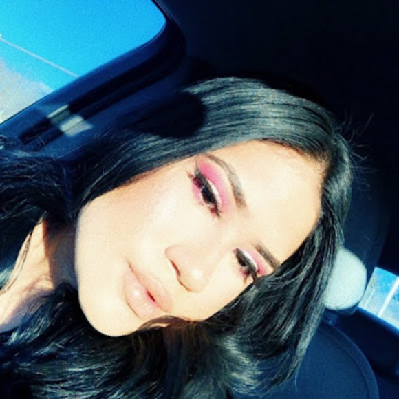 Meet your Posher, Lea - Picture 1 of 1